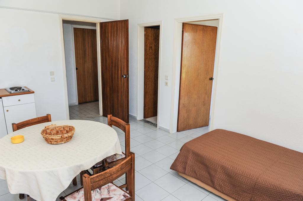 Hotel Margaret Kremasti  Phòng bức ảnh