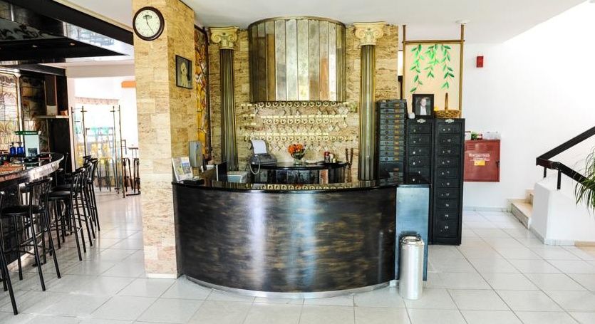 Hotel Margaret Kremasti  Ngoại thất bức ảnh