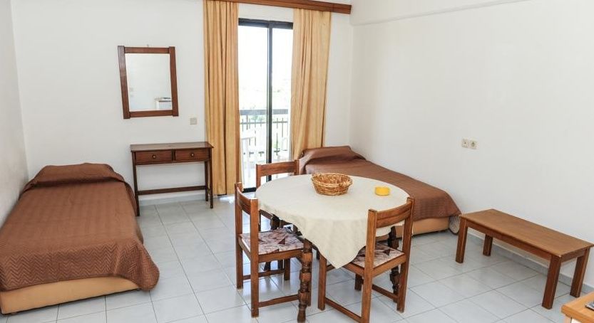 Hotel Margaret Kremasti  Ngoại thất bức ảnh