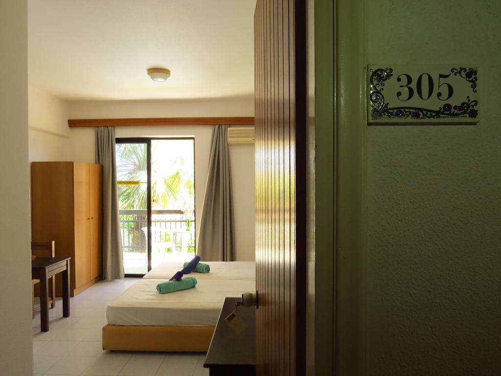 Hotel Margaret Kremasti  Ngoại thất bức ảnh