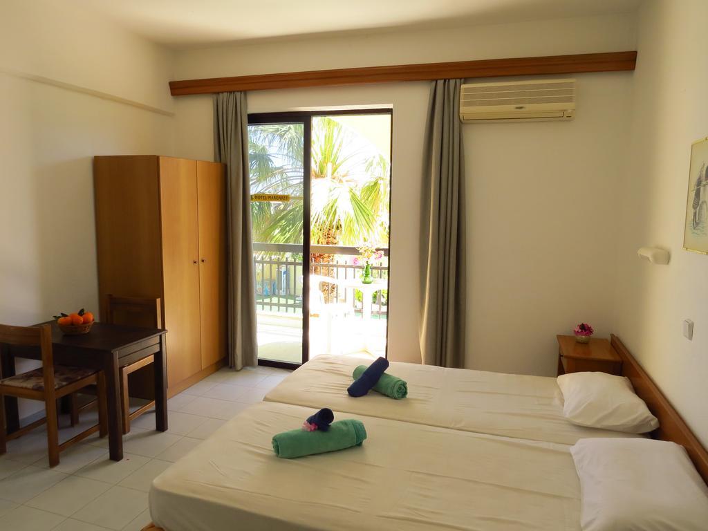 Hotel Margaret Kremasti  Ngoại thất bức ảnh