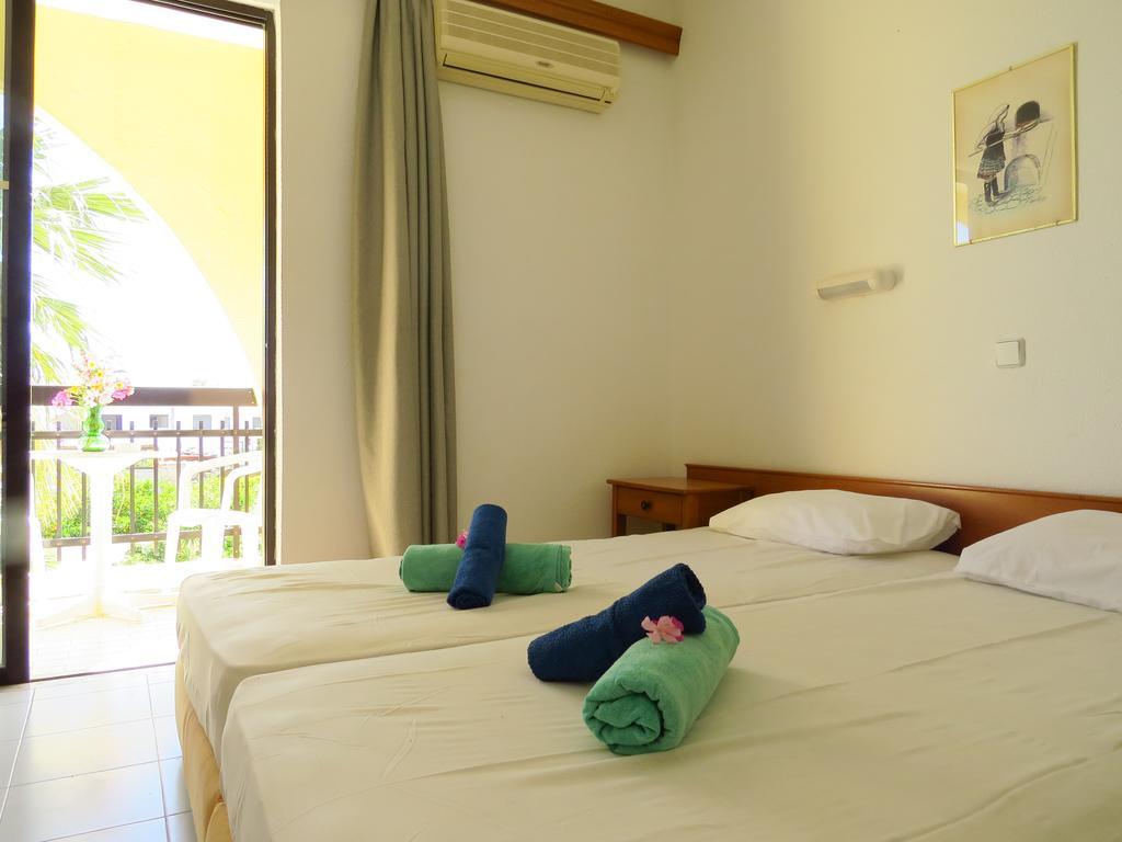 Hotel Margaret Kremasti  Ngoại thất bức ảnh