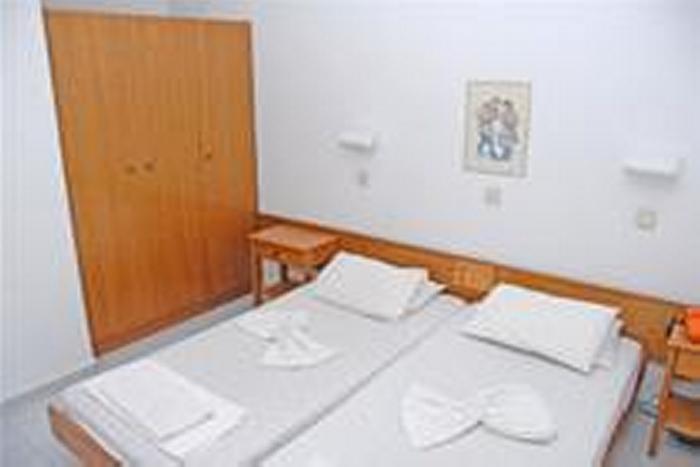 Hotel Margaret Kremasti  Ngoại thất bức ảnh