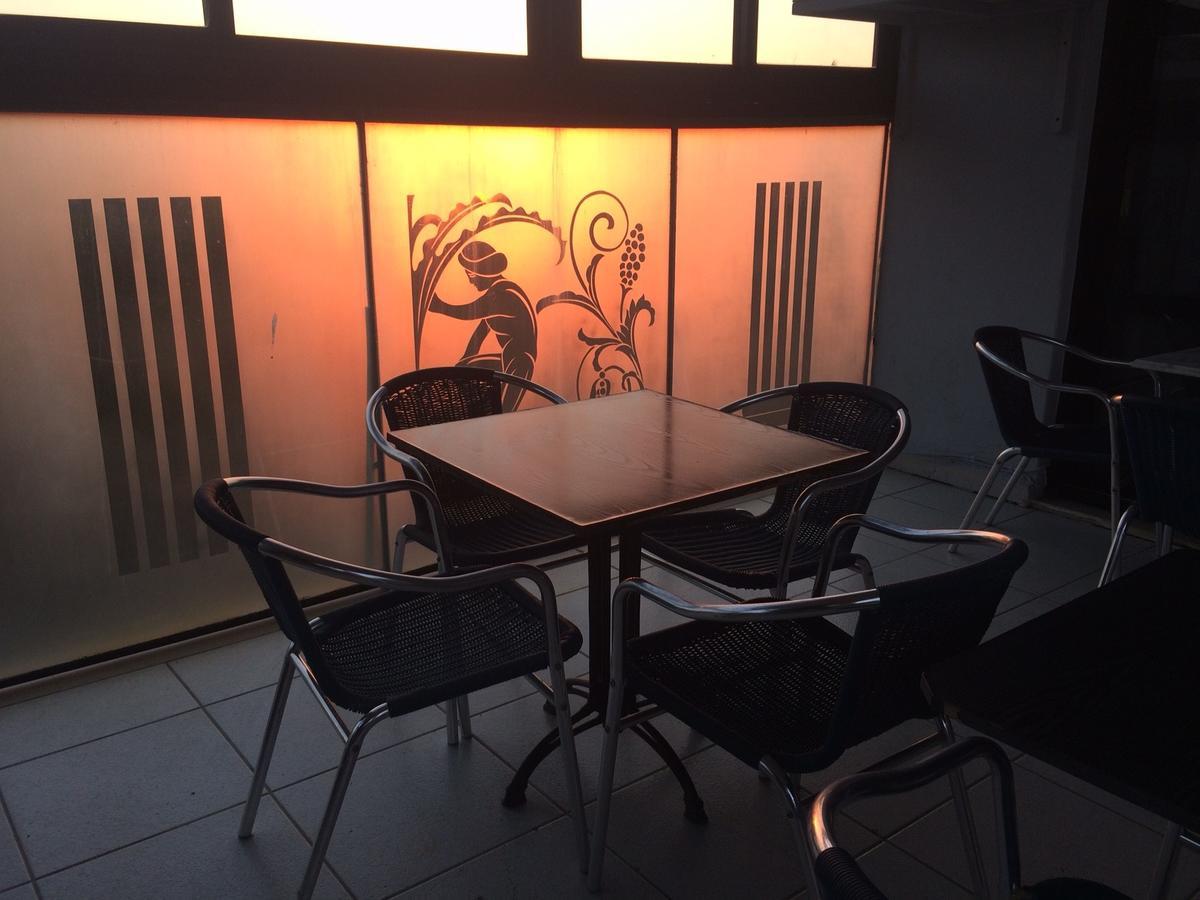 Hotel Margaret Kremasti  Ngoại thất bức ảnh